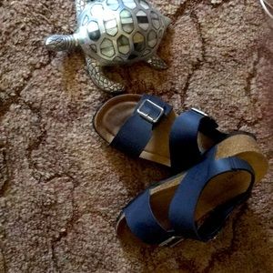 Comfortable blue leather sandals!💙